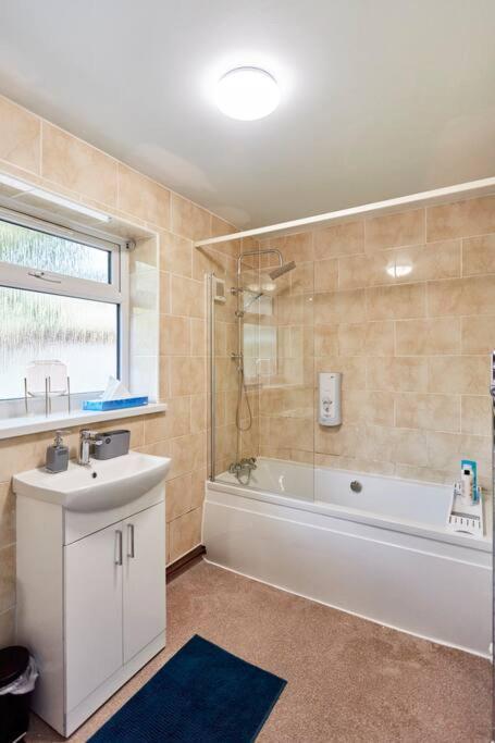 *Little Haven In Leeds* ¤Private Parking¤ Ensuite Leeds  Exteriör bild